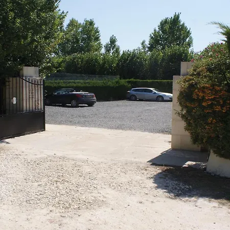La Croix Fleurie Des Landes Saint-Pierre-d'Oleron