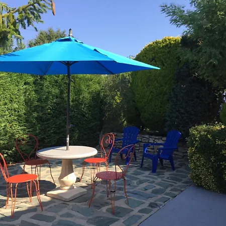 La Croix Fleurie Des Landes