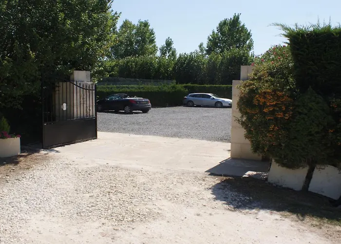 La Croix Fleurie Des Landes Saint-Pierre-d'Oleron